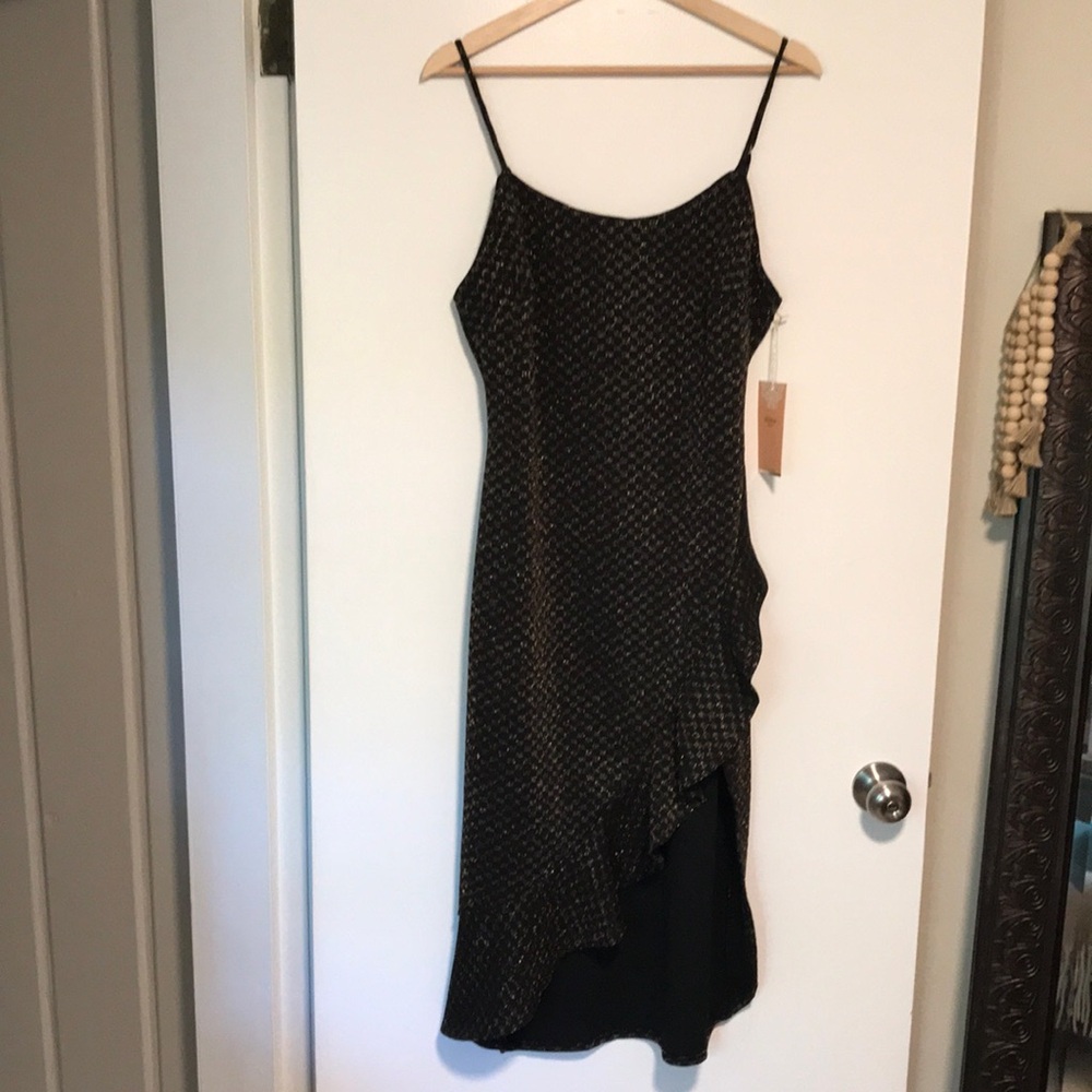 NWT Blashe Black / Gold Dress. Large‎